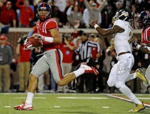 Ole Miss tight end Evan Engram gashed the Mississippi State secondary with 5 catches for 176 yards. Ole Miss upset the Bulldogs and knocked them out of contention for the playoffs.