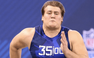 Ali Marpet made a name for himself at the 2015 NFL Combine. The tackle from Division 3 Hobart was the fastest offensive lineman, running a 4.98 40 yard dash.